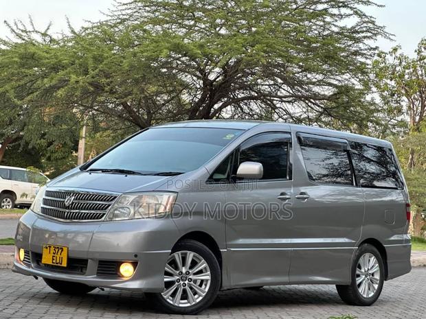 Toyota Alphard 2005 Gray