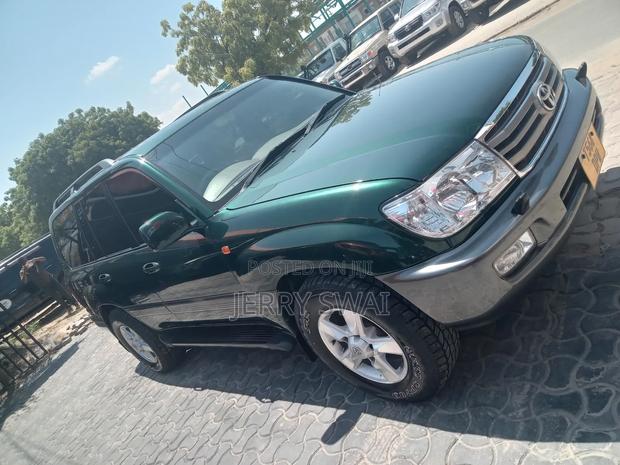 Toyota Land Cruiser 2006 Green