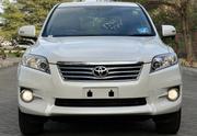 Toyota Vanguard 2012 White for sale