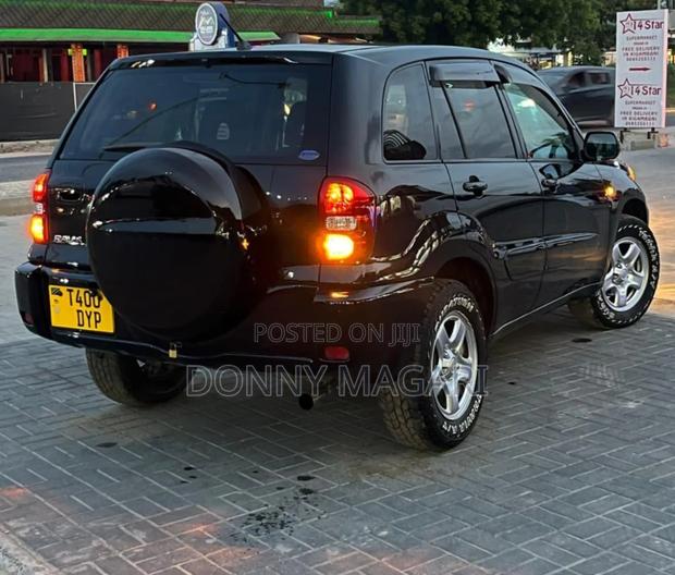 Toyota RAV4 2005 Black