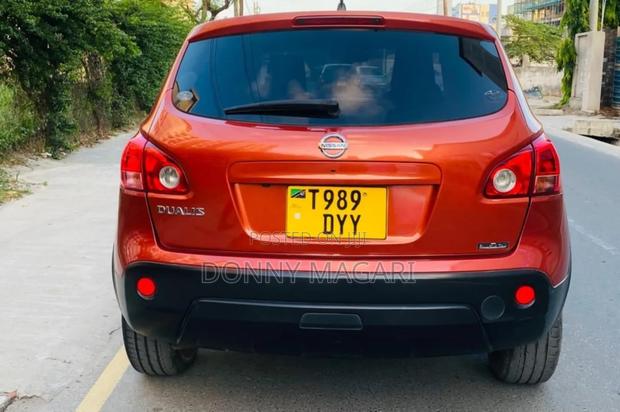 Nissan Dualis 2007 Orange
