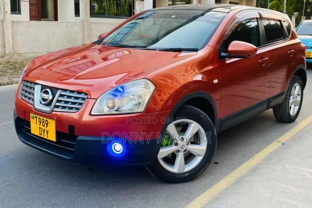 Nissan Dualis 2007 Orange