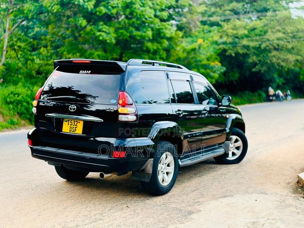 Toyota Land Cruiser Prado 2006 Black