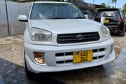 Toyota RAV4 2002 White for sale