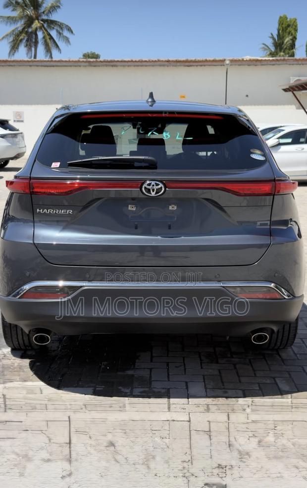 Toyota Harrier 2020 Gray