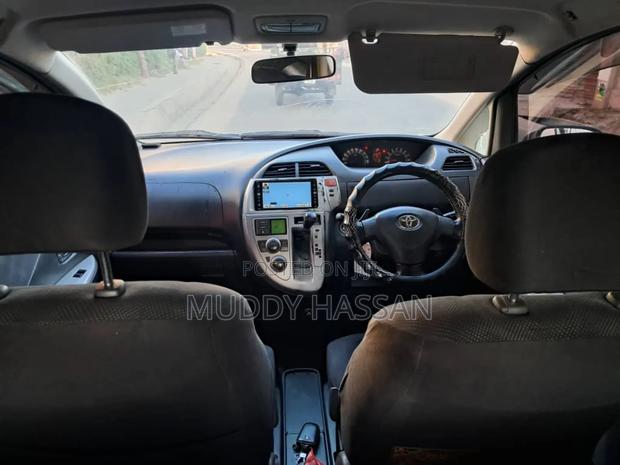 Toyota Ractis 2008 Black