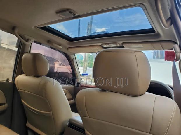Toyota Land Cruiser Prado 2005 Silver