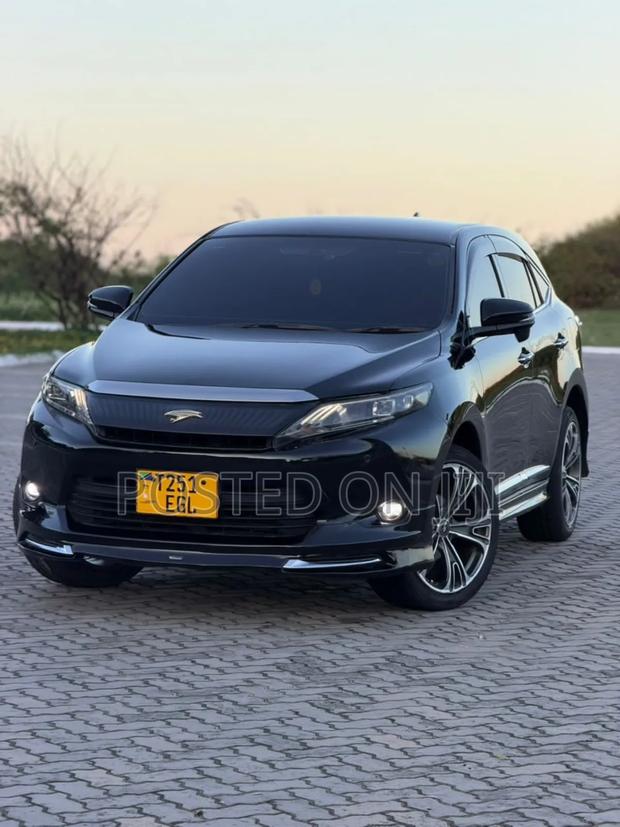 Toyota Harrier 2016 Black
