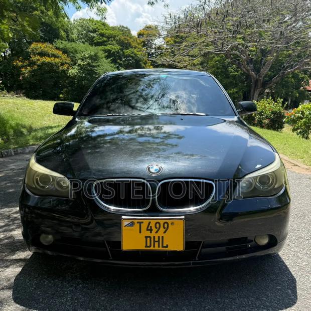 BMW 5 Series 2005 Black
