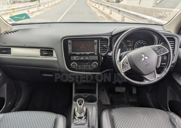 Mitsubishi Outlander 2014 Black