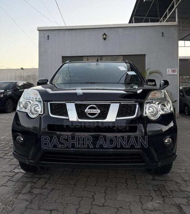 Nissan X-Trail 2011 Black
