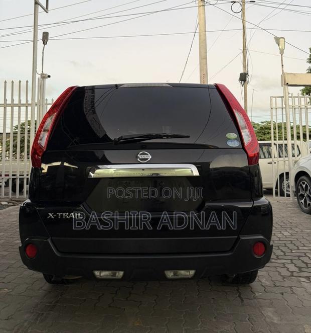 Nissan X-Trail 2011 Black