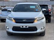 Toyota Harrier 2015 Pearl for sale