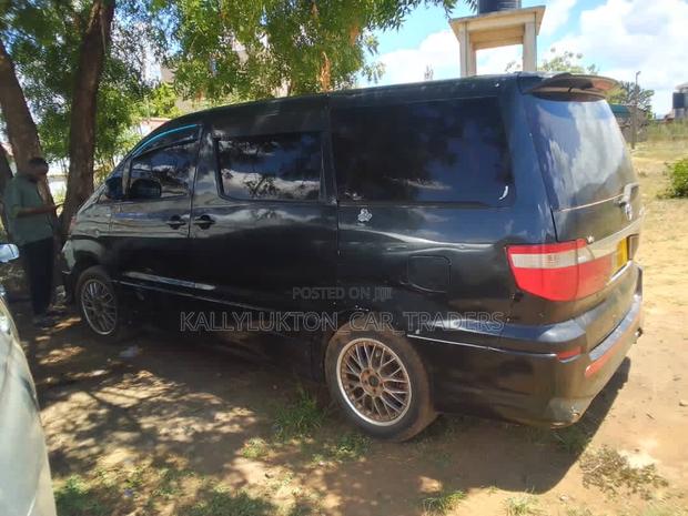 Toyota Alphard 2005 Black