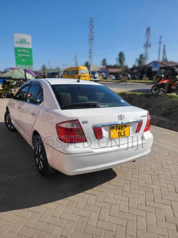 Toyota Premio 2004 White