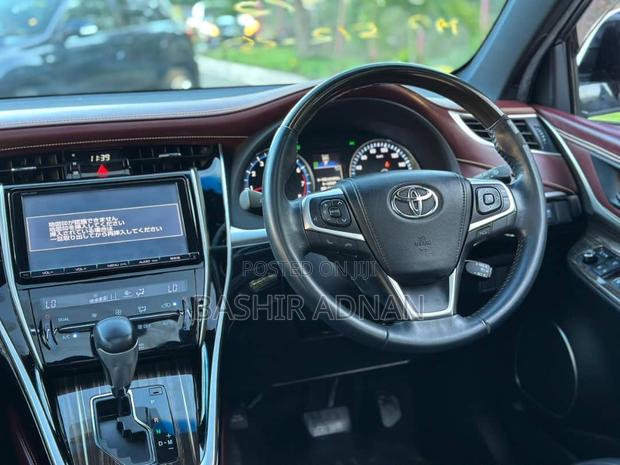 Toyota Harrier 2015 Off white