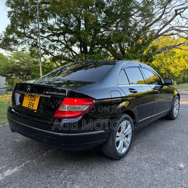Mercedes-Benz C-Class 2008 Black