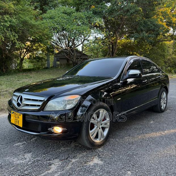 Mercedes-Benz C-Class 2008 Black