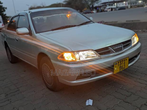 Toyota Carina 2001 Green