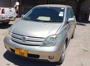 Toyota IST 2004 Gold for sale