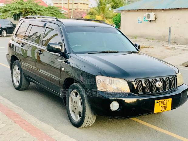 Toyota Kluger 2003 Black