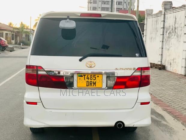 Toyota Alphard 2005 White