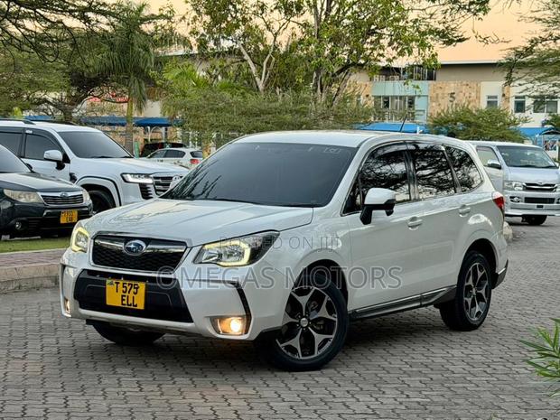 Subaru Forester 2014 Pearl