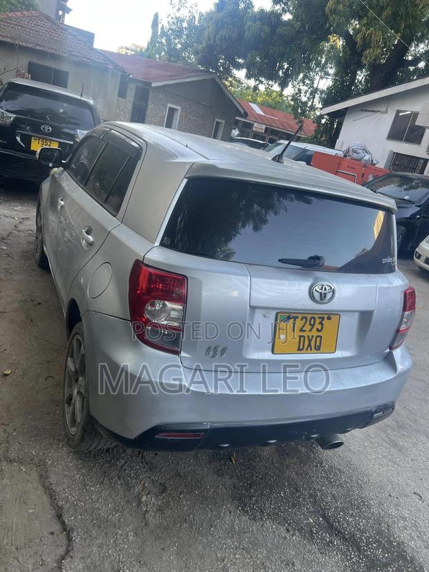Toyota IST 2007 Silver