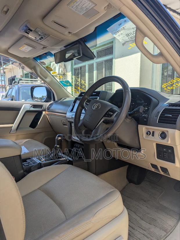 Toyota Land Cruiser Prado 2.8 2020 Black