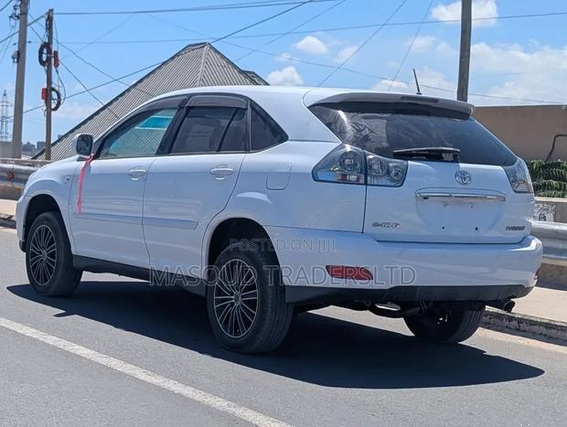 Toyota Harrier 2.4 4WD 2006 White
