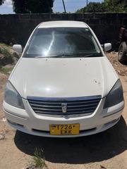 Toyota Premio 2005 White for sale