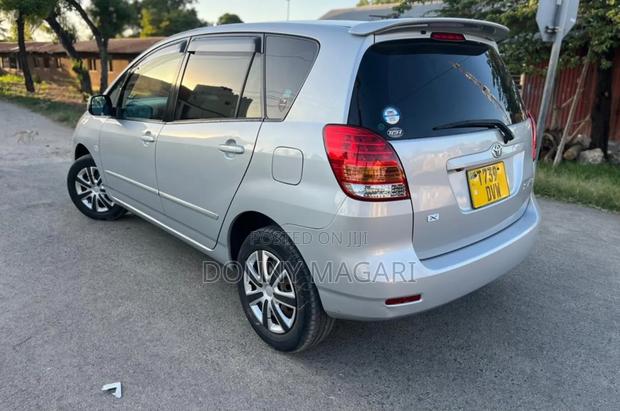Toyota Corolla Spacio 2006 Silver