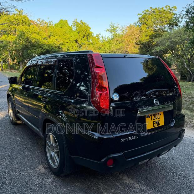 Nissan X-Trail 2011 Black