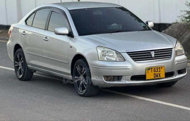 Toyota Premio 2004 Silver