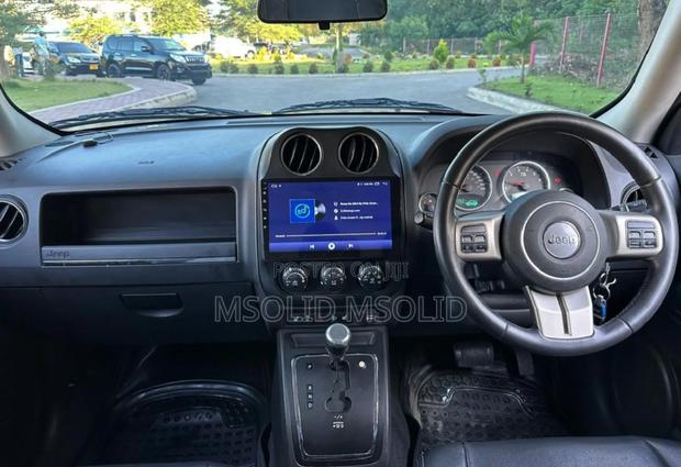 Jeep Patriot 2011 Black