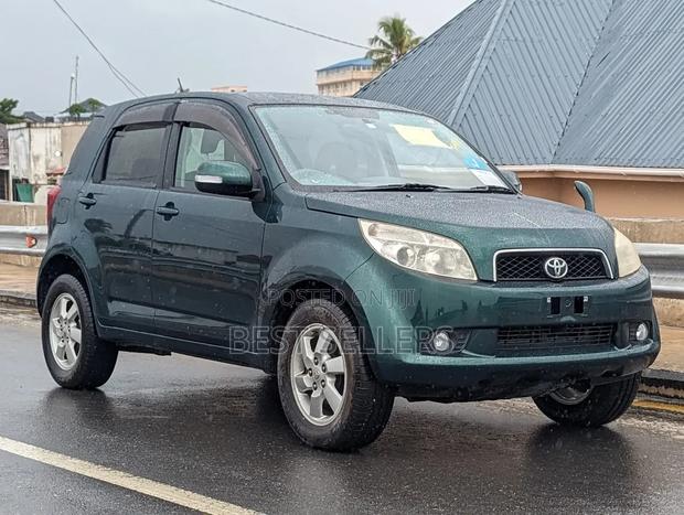 Toyota Rush 1.5 AWD 2008 Green