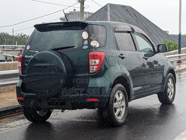 Toyota Rush 1.5 AWD 2008 Green