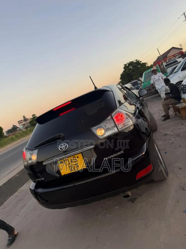 Toyota Harrier 2005 Black