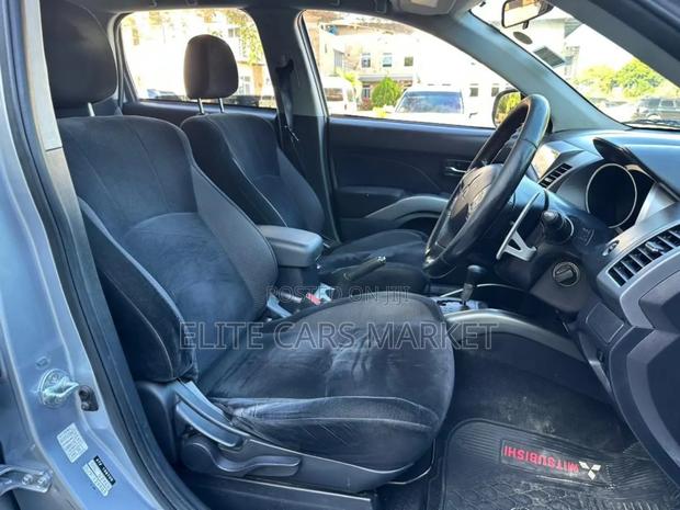 Mitsubishi Outlander 2008 Gray