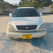 Toyota Harrier 2002 Pearl for sale