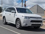 Mitsubishi Outlander 2.0 PHEV AWD 2015 White for sale