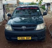 Toyota Hilux 2004 Green for sale