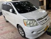 Toyota Noah 2003 White for sale