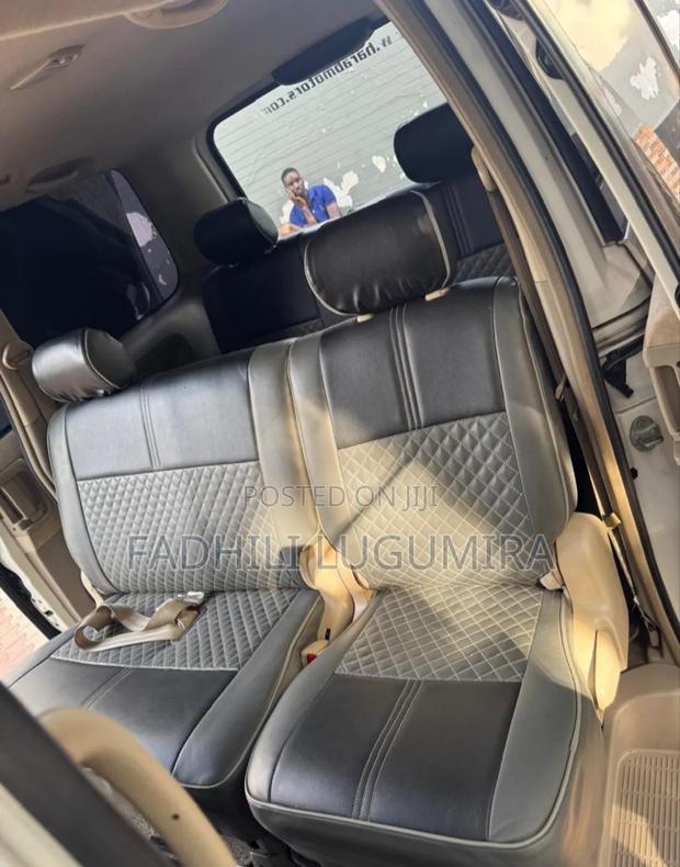 Toyota Noah 2003 White