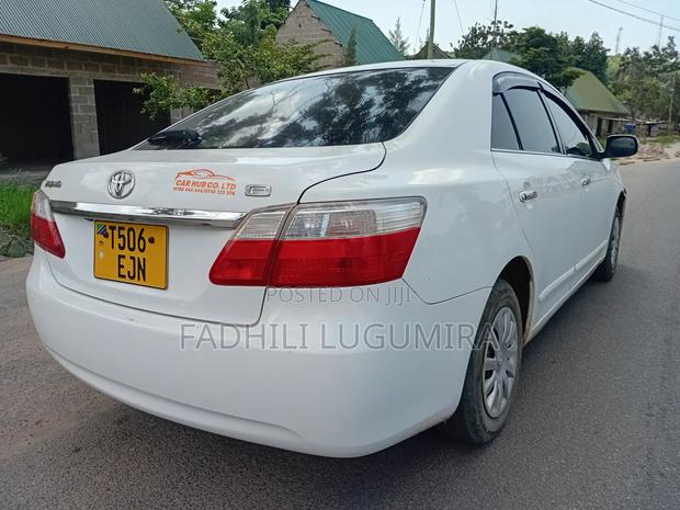 Toyota Premio 2007 White