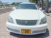 Toyota Crown 2004 White for sale