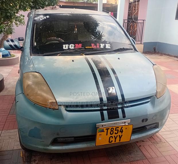 Toyota Passo 2004 Blue