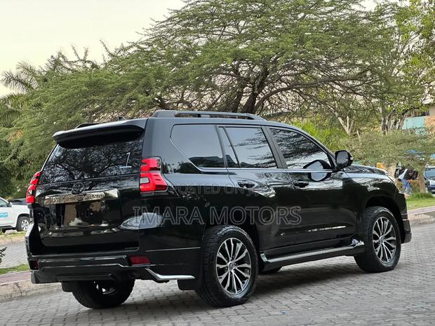 Toyota Land Cruiser Prado 2020 Black