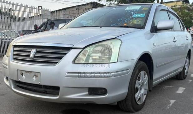 Toyota Alphard 2006 Silver