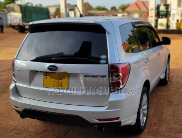 Subaru Forester 2009 White